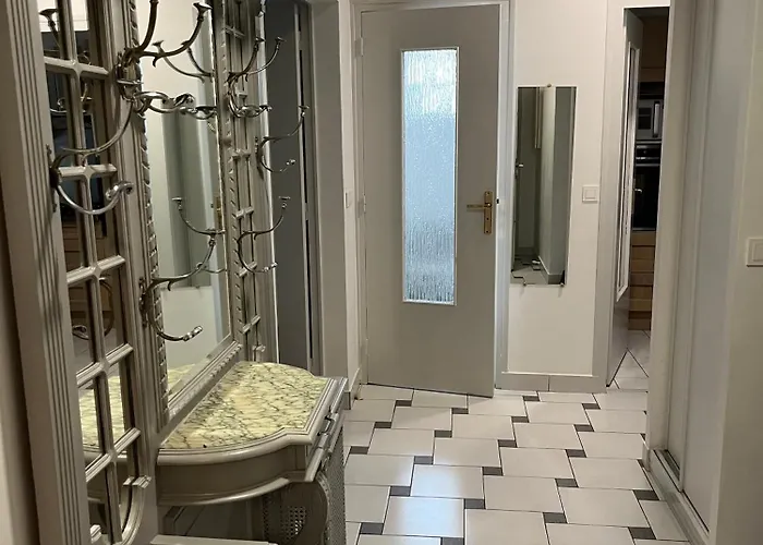 Proche De La Campagne A * 파리